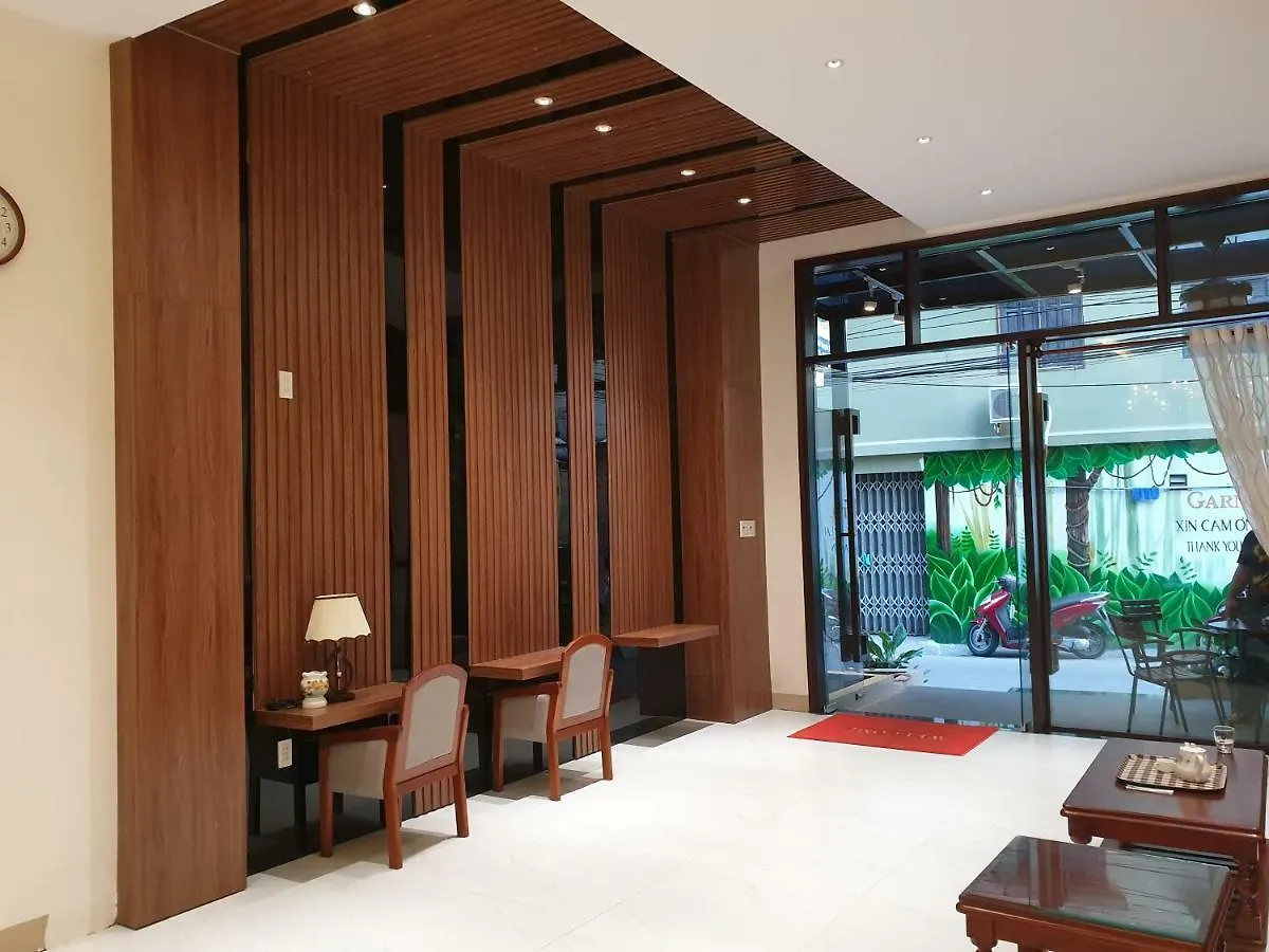 Garnet Hotel Nha Trang
