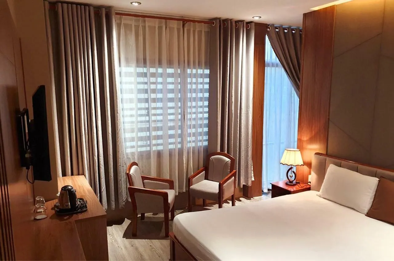 **  Garnet Hotel Nha Trang Vietnam
