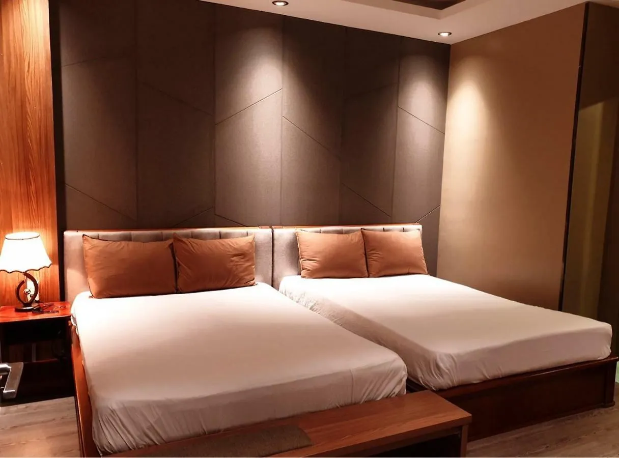 Garnet Hotel Nha Trang 2*,  Vietnam