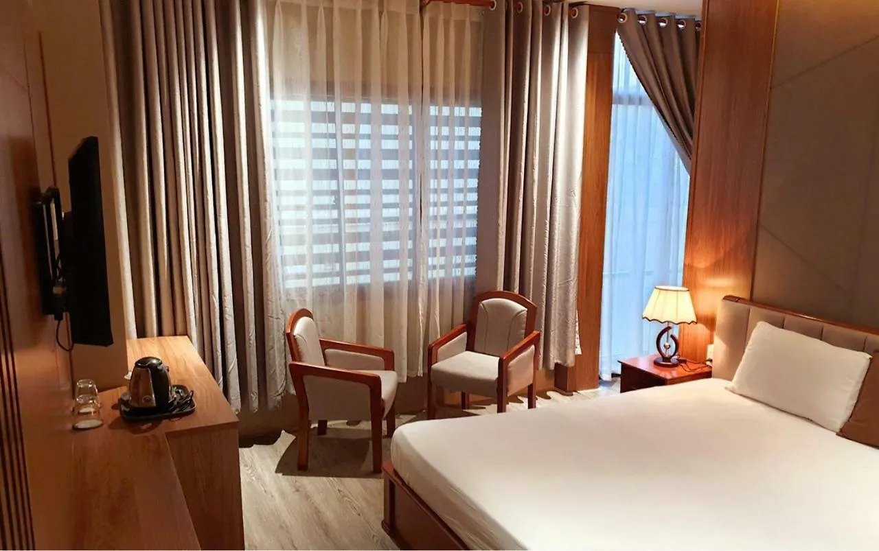 Garnet Hotel Nha Trang